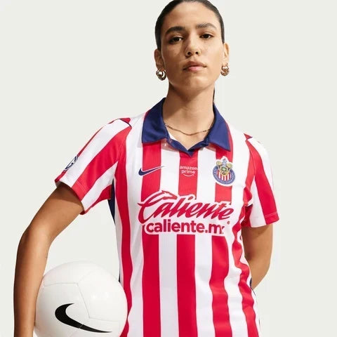 Nike Women's C.D. Guadalajara Stadium Home Dri-FIT Soccer Replica Jersey 26/27